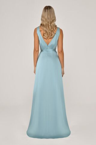 Çift Yırtmaçlı Çiçek Aksesuarlı Saten Uzun Elbise MİNT - 38