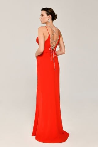 Derin Dekolte Sırt Taşlı İp Yırtmaçlı Uzun Elbise