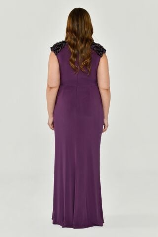 Kolsuz V Yaka Yırtmaçlı Uzun Elbise Lila - 46