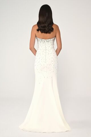 Straplez Taş İşlemeli Krep Uzun Elbise Beyaz - 44