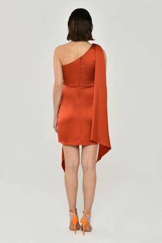 Tek Omuz Düğüm Detaylı Yırtmaçlı Saten Elbise Tarçın - 42