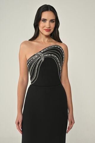 Straplez Şerit Taş Aksesuarlı Krep Uzun Elbise