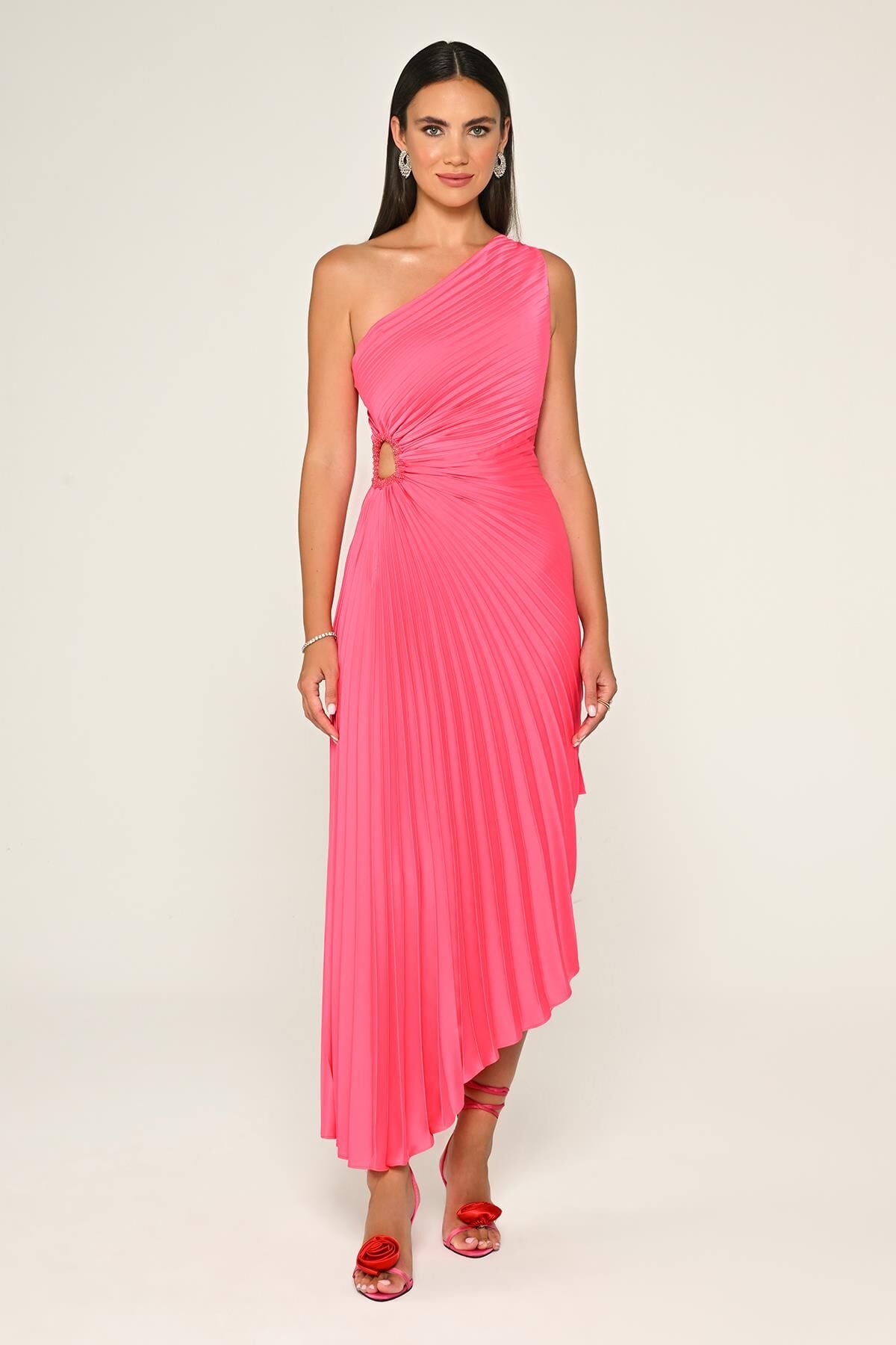 Tek Omuz Beli Pencere Detaylı Pliseli Saten Asimetrik Kesim Midi Elbise AÇIK FUŞYA - 36