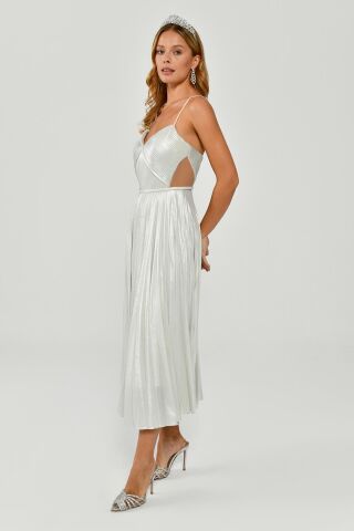 İp Askılı Pliseli Parlak Kumaş Midi Elbise Beyaz - 44