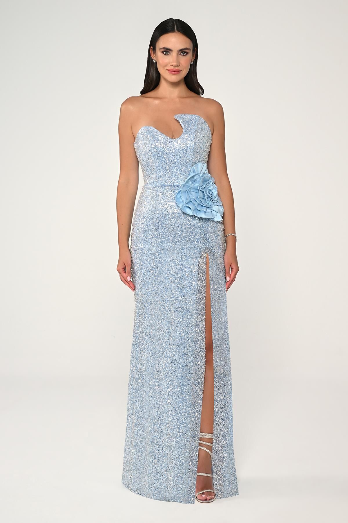 Straplez Göğüsü Asimetrik Kesim Payet Kumaş Uzun Elbise AÇIK MAVİ - 36