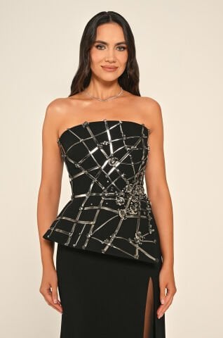 Straplez Şerit Aksesuarlı Yırtmaçlı Krep Uzun Elbise