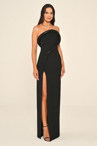 Straplez Payet Aksesuarlı Yırtmaçlı Krep Uzun Elbise