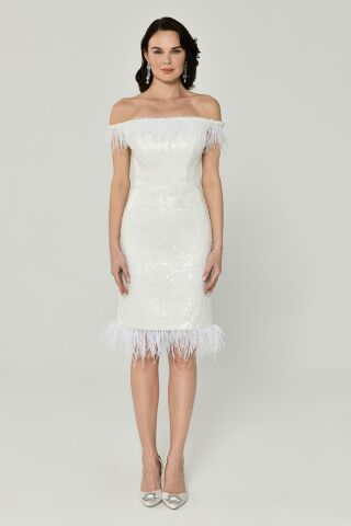 Düşük Omuz Tüylü Payet Kısa Elbise Beyaz - 44