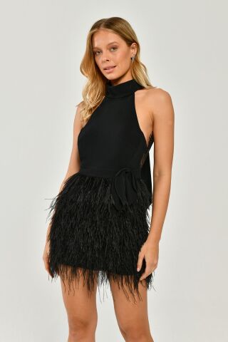 Halter Yaka Sırt Dantelli Eteği Tüylü Kısa Elbise Siyah - 42