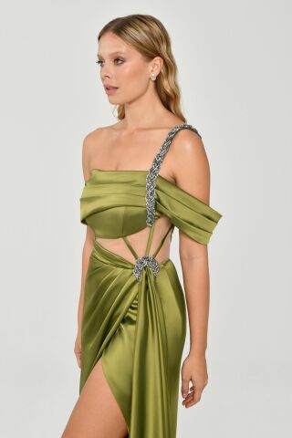 Tek Omuz Taşlı Zincir Askılı Yırtmaçlı Saten Uzun Elbise Nefti - 36