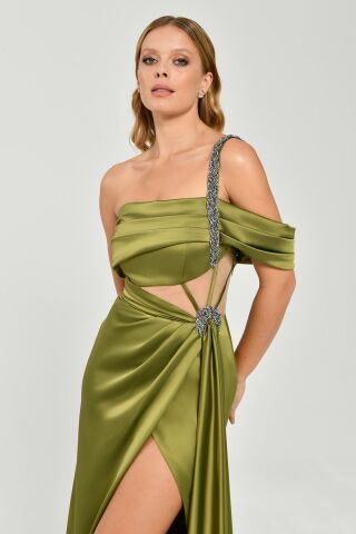 Tek Omuz Taşlı Zincir Askılı Yırtmaçlı Saten Uzun Elbise Nefti - 36