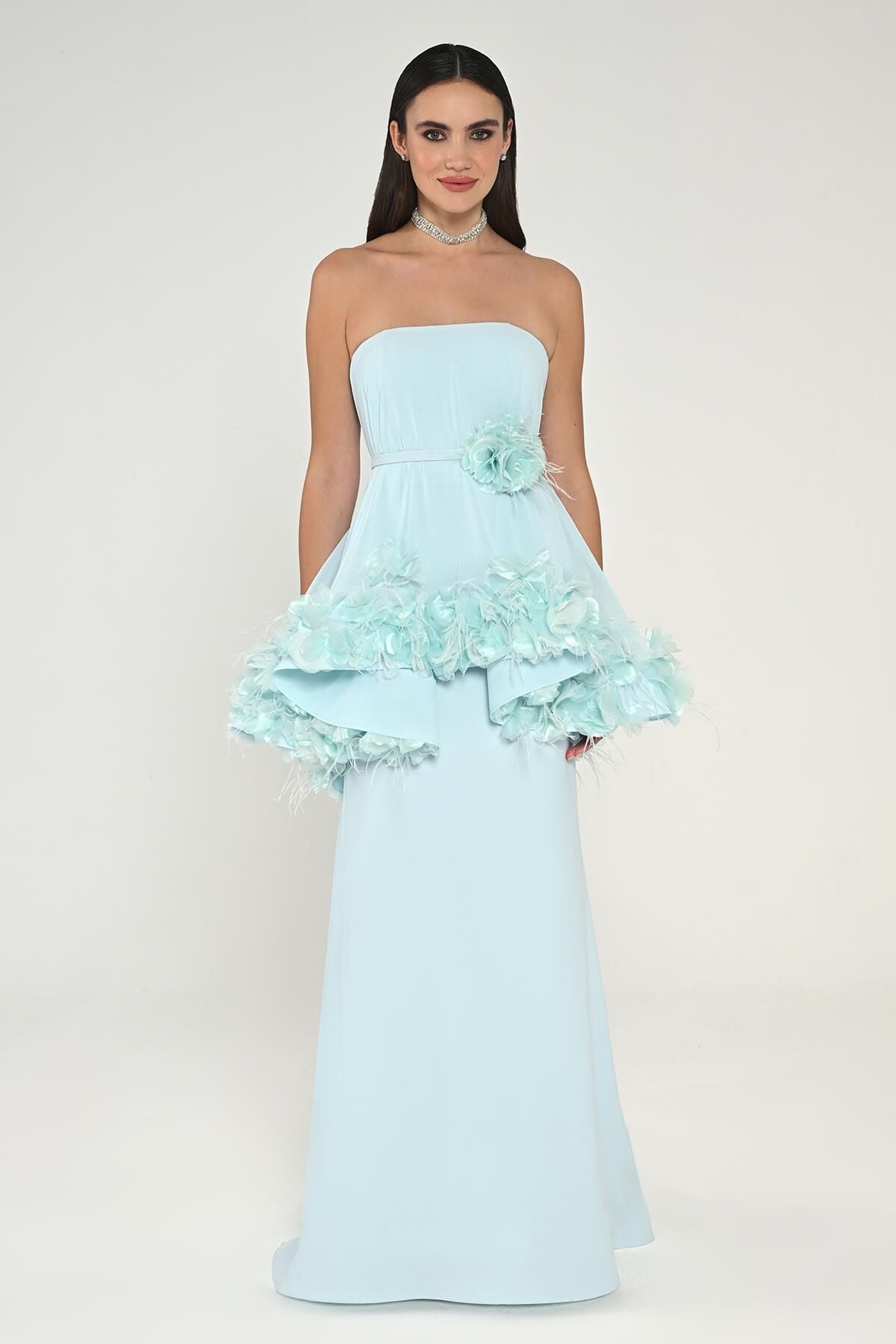 Straplez Katlı Tüy Aksesuarlı Uzun Elbise AÇIK MAVİ - 40