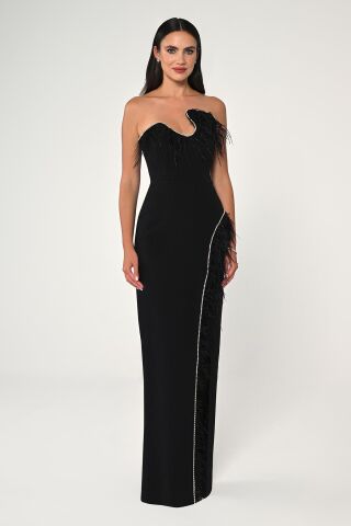 Straplez Göğüs Asimetrik Kesim Tüylü Taşlı Krep Uzun Elbise Siyah - 42