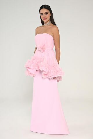 Straplez Katlı Tüy Aksesuarlı Uzun Elbise Pembe - 40