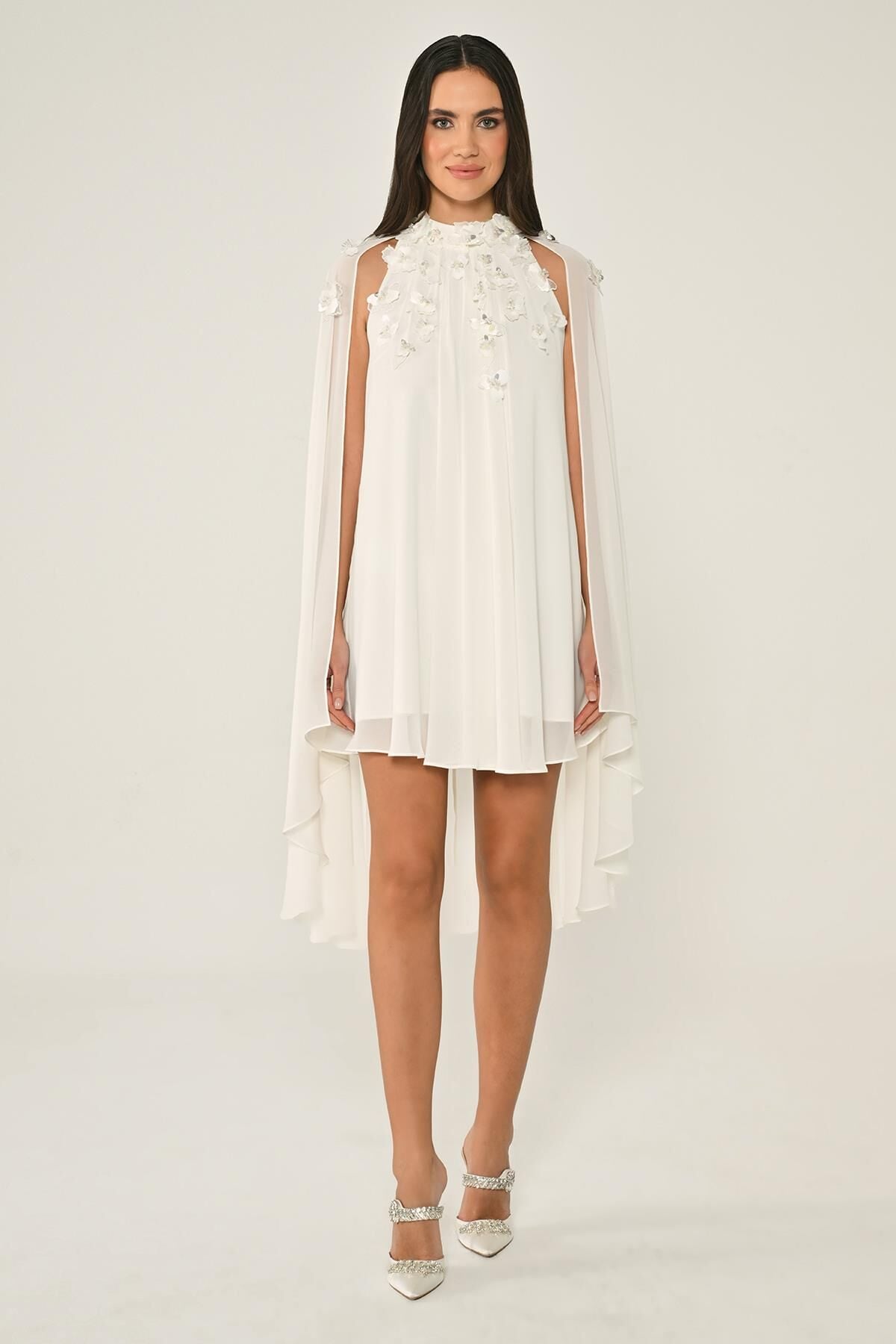 Blumen Accessoire Cape Chiffon Kurzes Kleid Weiß - 42