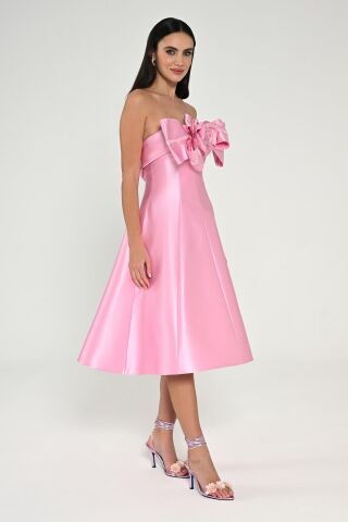 Straplez Önü Çiçekli Fiyonk Saten Midi Elbise Pembe - 36