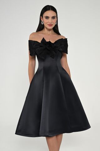 Straplez Önü Çiçekli Fiyonk Saten Midi Elbise Siyah - 38