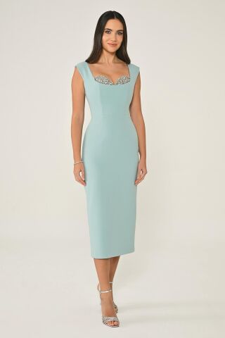 Göğsü Aksesuarlı Krep Midi Elbise MİNT - 38