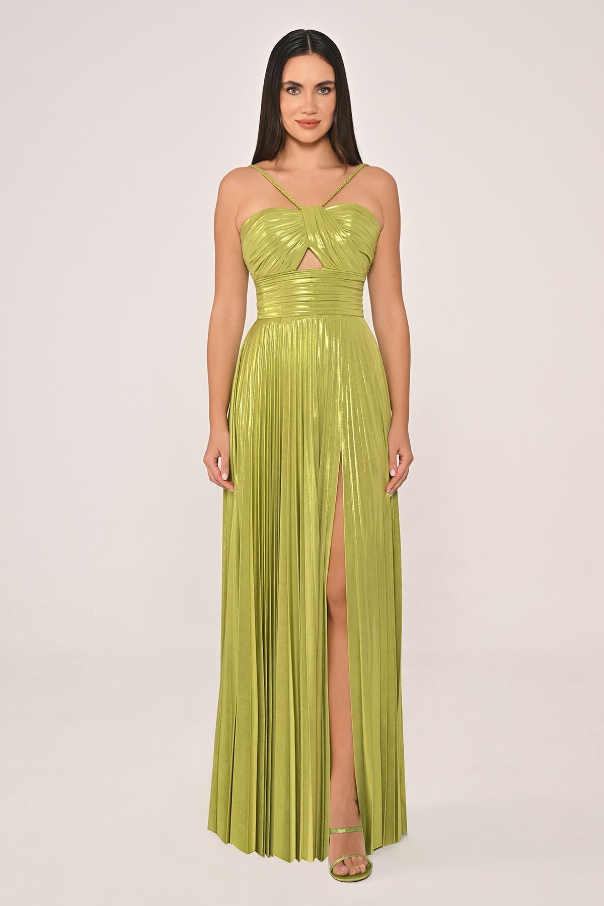 İp Askılı Önden Yırtmaçlı Parlak Şifon Uzun Elbise