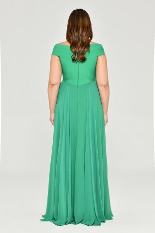 Düşük Omuz Drapeli Çiçek Aksesuarlı Şifon Uzun Elbise Yeşil - 42