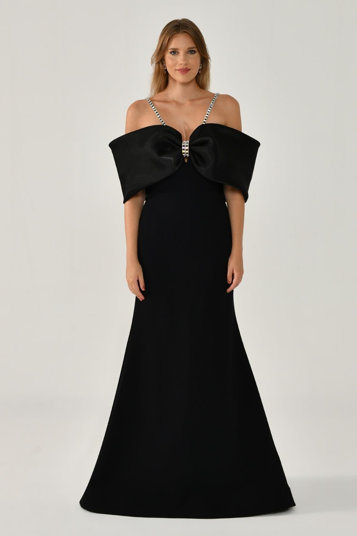 Taşlı İp Askılı Düşük Omuz Krep Uzun Elbise SİYAH / SİYAH - 46