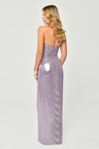 Straplez Üst Piliseli Önden Yırtmaçlı Parlak Şifon Uzun Elbise Lila - 44