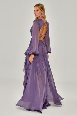 Langes Chiffonkleid mit V-Ausschnitt und Schnalle vorne, doppeltem Schlitz, Flieder - 40