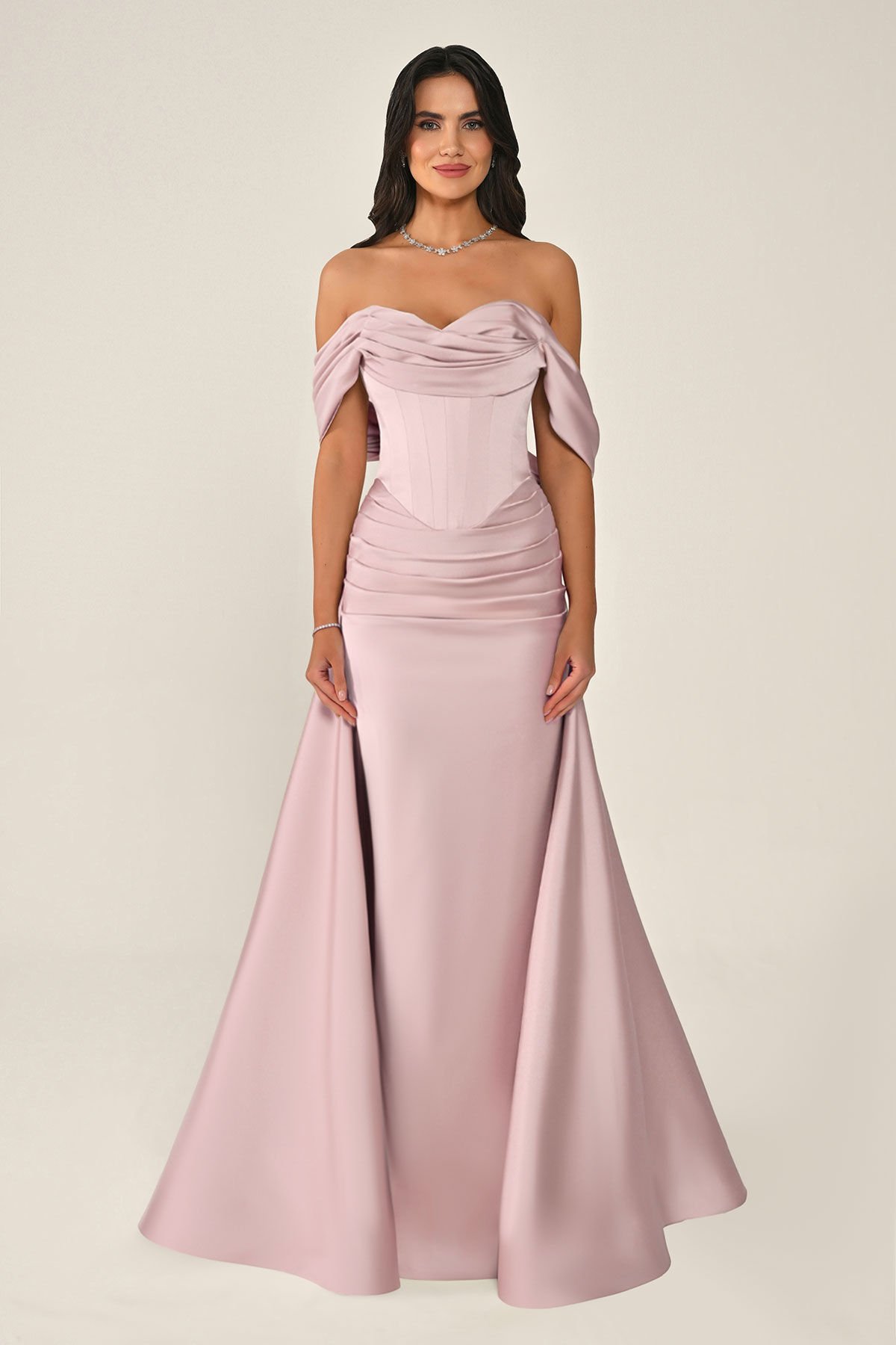 Düşük Kol Korse Bel Drapeli Saten Uzun Elbise