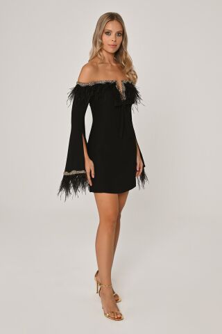 Düşük Kol Kenarları İşlemeli Tüylü Krep Kısa Elbise Siyah - 38