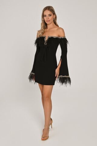 Düşük Kol Kenarları İşlemeli Tüylü Krep Kısa Elbise Siyah - 42