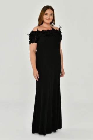 Kayık Yaka Otriş Aksesuarlı Krep Uzun Elbise Siyah - 48