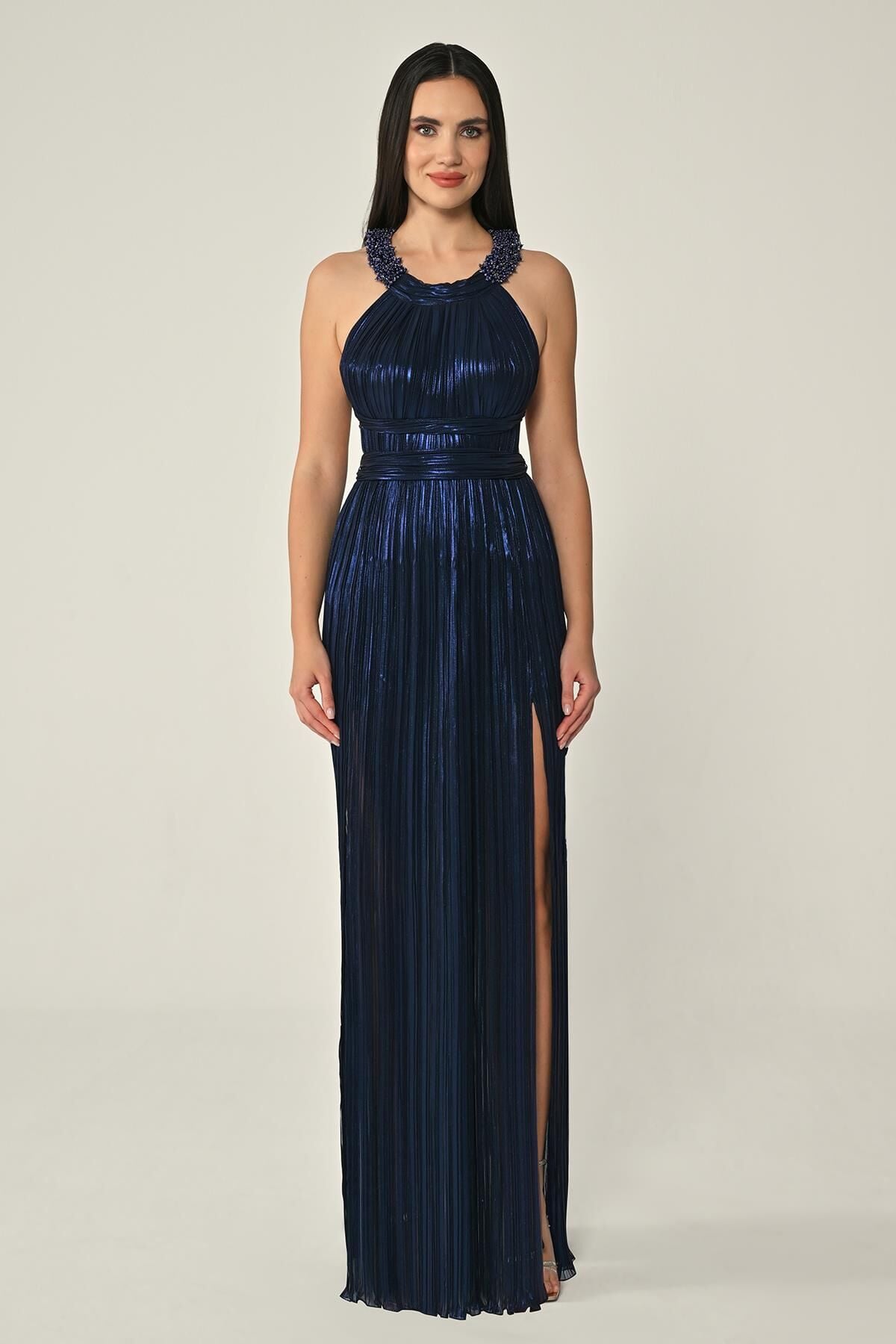 Sırt Dekolteli Parlak Şifon Uzun Elbise Lacivert - 40