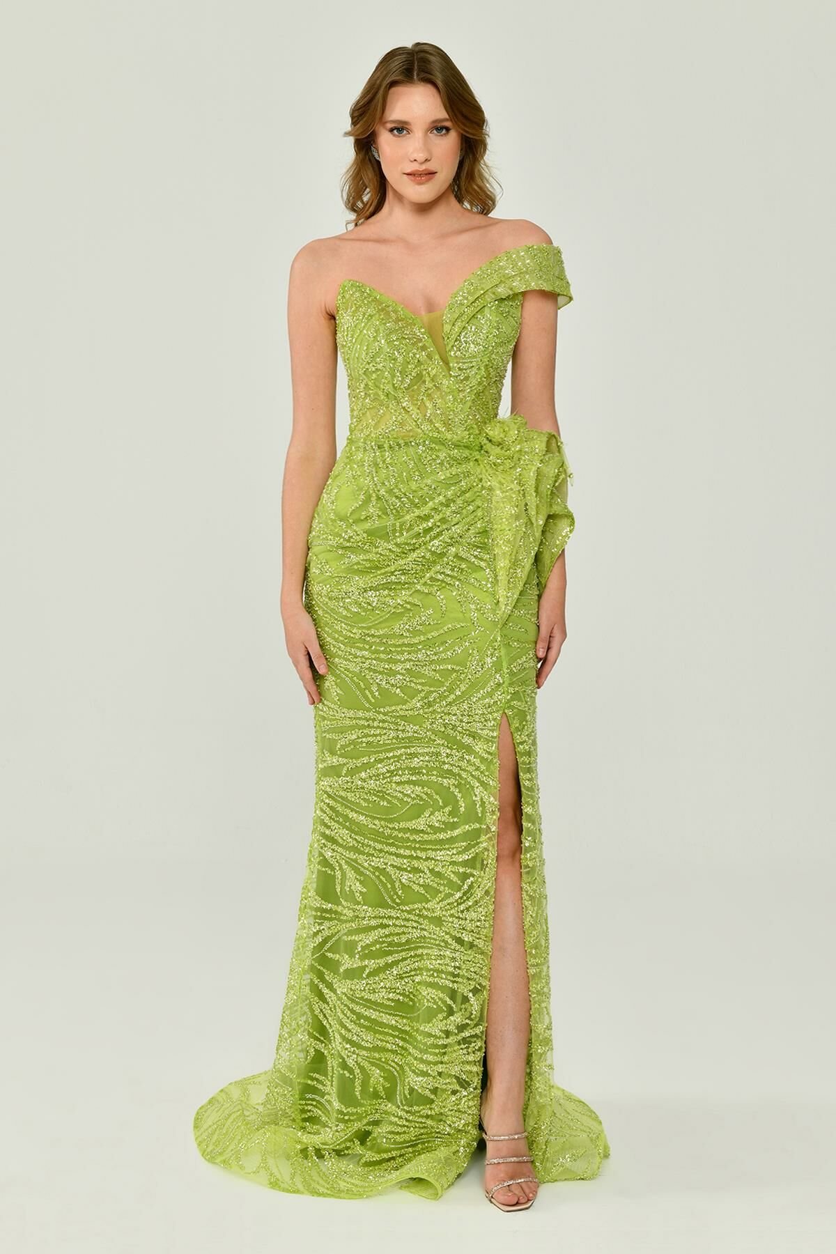 Düşük Tek Omuz Yırtmaçlı Tül Uzun Elbise Yeşil - 42