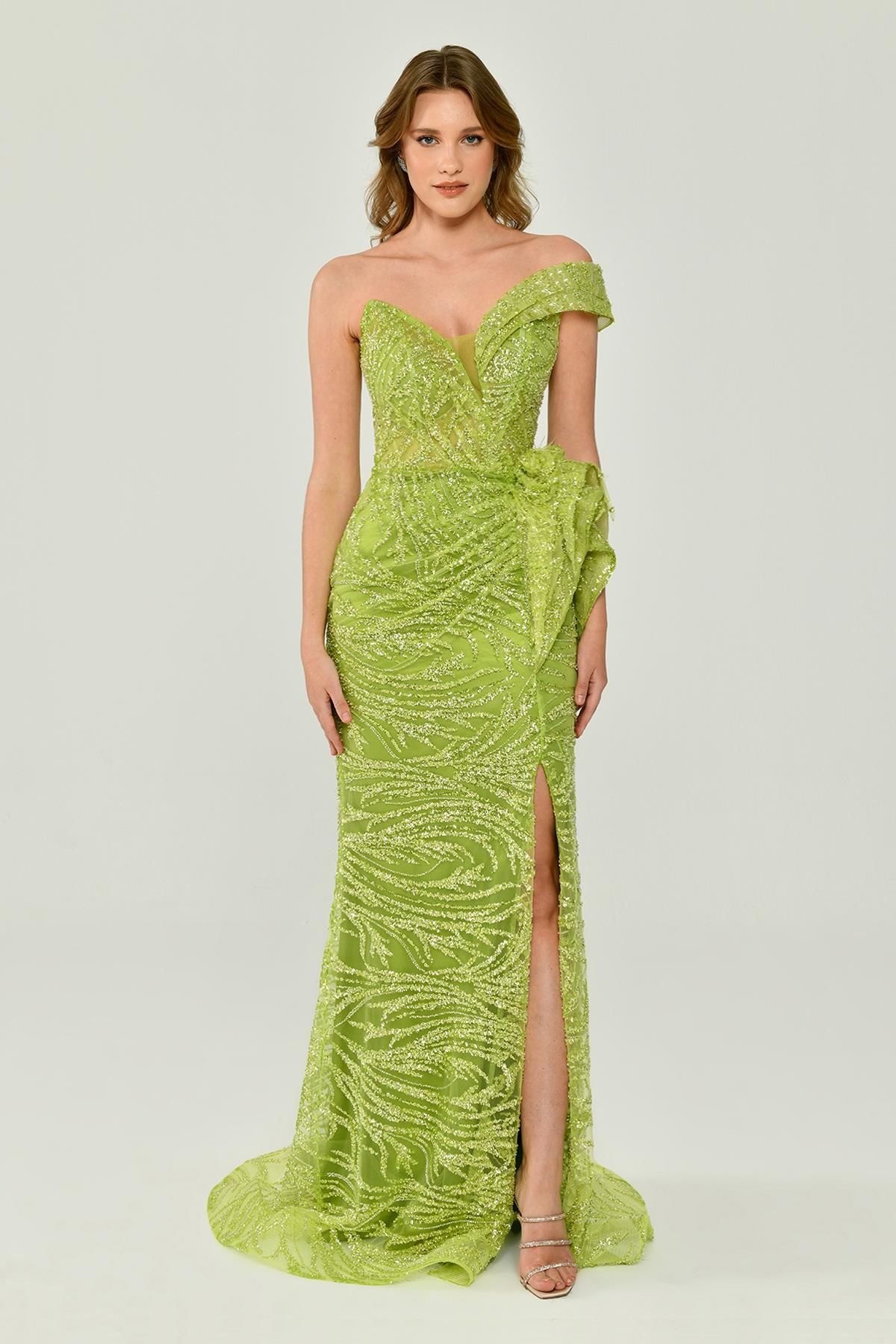 Düşük Tek Omuz Yırtmaçlı Tül Uzun Elbise Yeşil - 44