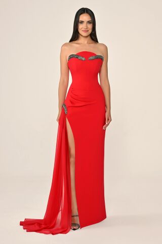 Strapzlez Aksesuarlı Yandan Şifon Kuyruklu Krep Uzun Elbise Kırmızı - 40