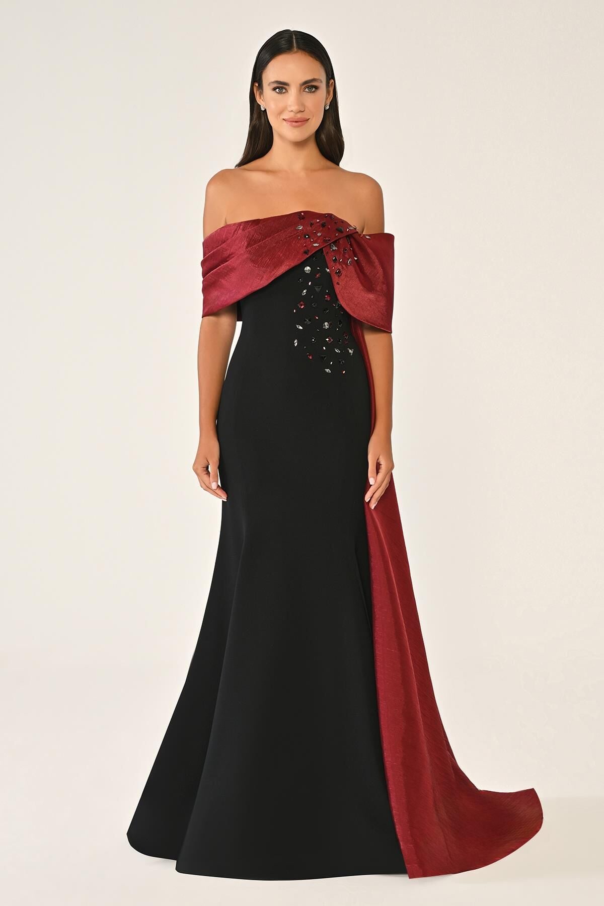 Düşük Omuz Üst Aksesuarlı Kuyruklu Krep Elbise SİYAH / BORDO - 36