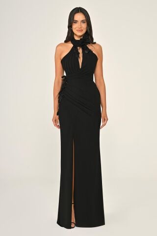 Halter Yaka Dar Kesim Yırtmaçlı Krep Uzun Elbise