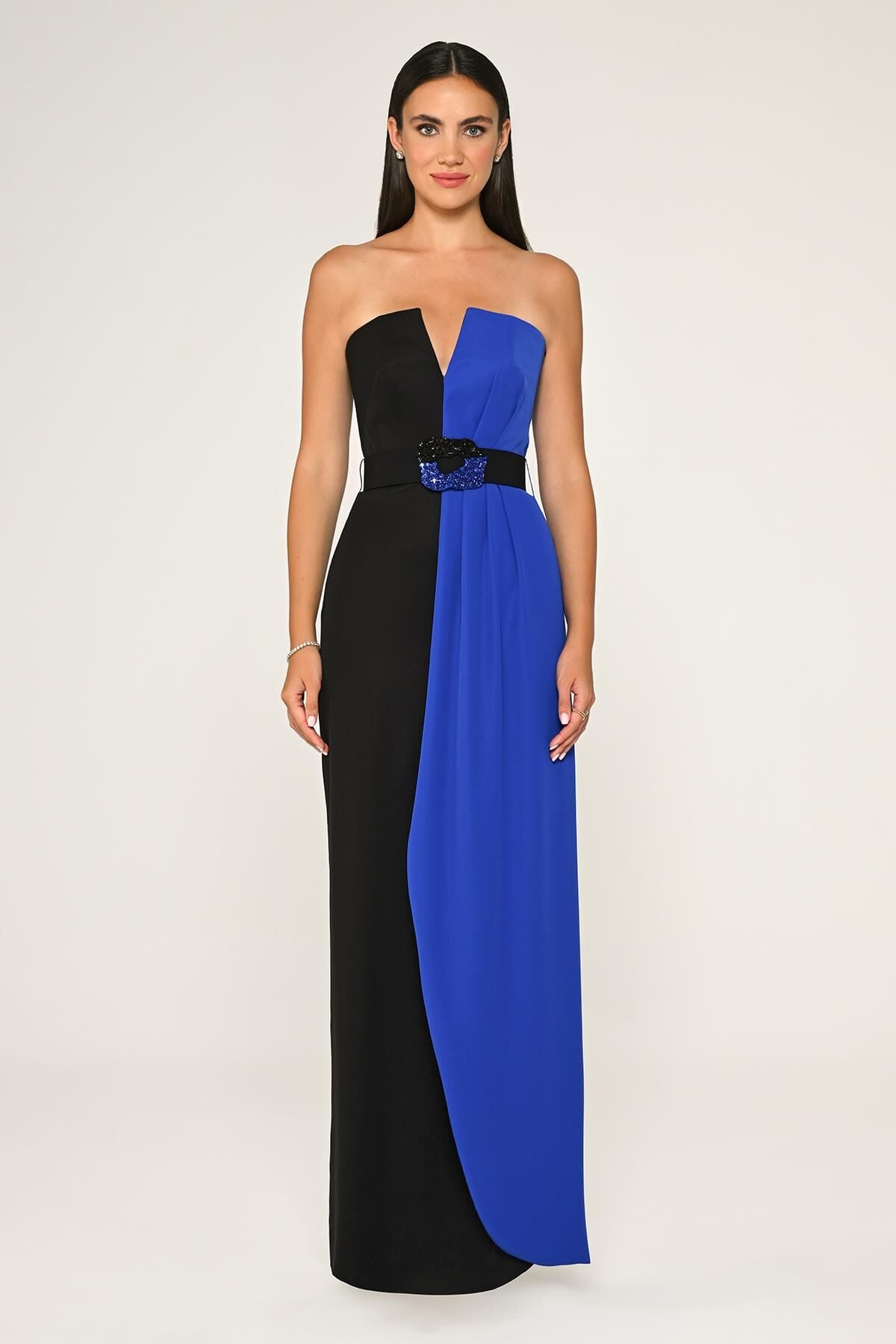 Straplez Beli İşlemeli Kemer Krep Uzun Elbise SİYAH / SAKS - 42