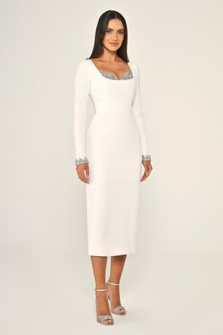 Uzun Kollu Göğüs Akesuarlı Krep Midi Elbise Beyaz - 44
