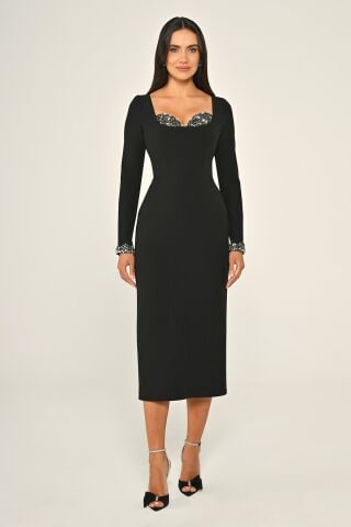 Uzun Kollu Göğüs Akesuarlı Krep Midi Elbise Siyah - 38