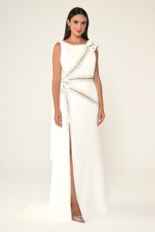 Çiçek ve Taş Aksesuarlı Yırtmaçlı Şallı Uzun Elbise Beyaz - 48