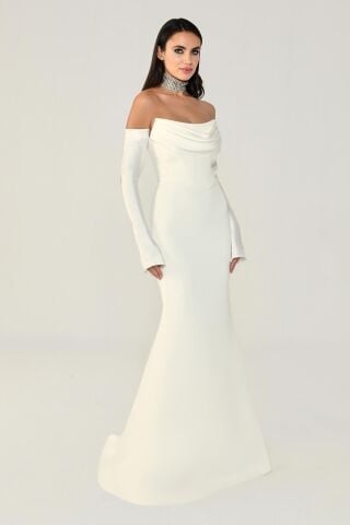 Trägerloses, langes Kleid mit Fischgrät-Ausschnitt, Weiß – 44