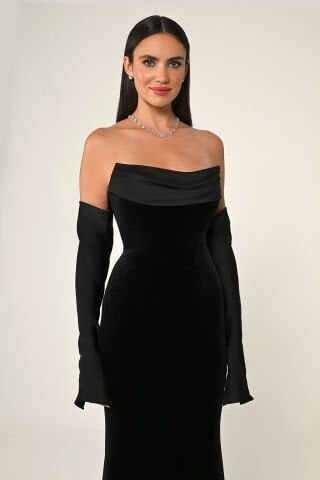Straplez Kollu Balık Kesim Kadife Uzun Elbise