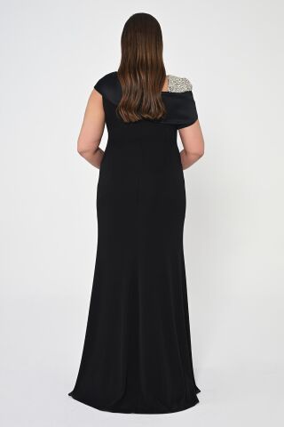 İşlemeli Omuz Saten Yaka Krep Uzun Elbise SİYAH / SİYAH - 46