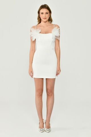 Tül Aksesuarlı Önü Kısa Arkası Uzun Saten Elbise Beyaz - 38