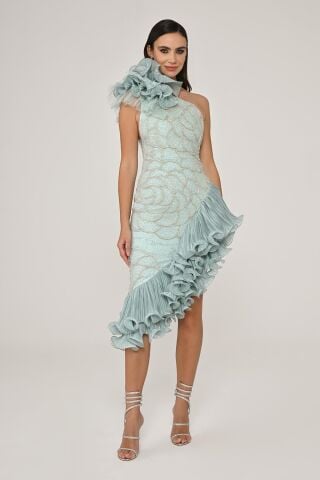 Tek Omuz Çiçek Aksesuarlı Asimetrik Kesim Şifon Midi Elbise MİNT - 36