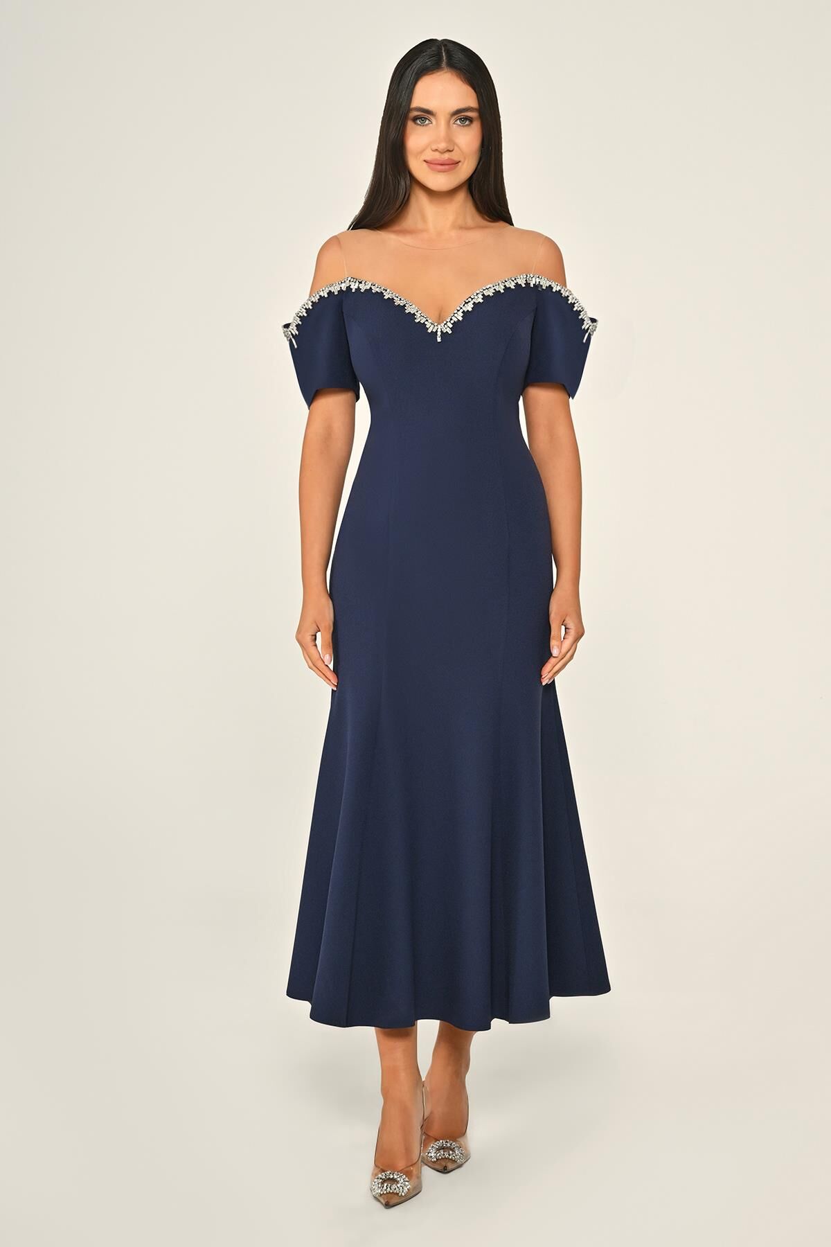 Yakası Taşlı Düşük Kol Krep Midi Elbise Lacivert - 42