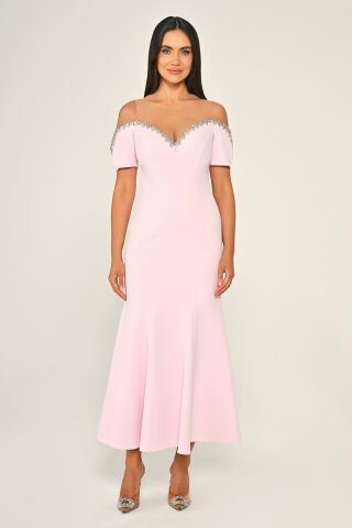 Yakası Taşlı Düşük Kol Krep Midi Elbise Pembe - 44