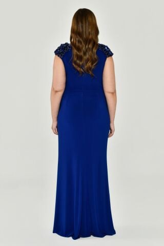 Kolsuz V Yaka Yırtmaçlı Uzun Elbise SAKS / MOR - 46