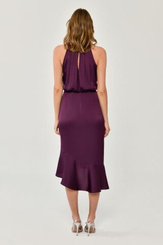 Boyundan Aksesuarlı Kolsuz Yırtmaçlı Saten Midi Elbise Mürdüm - 46